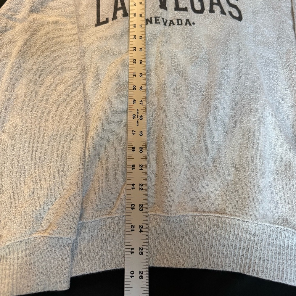 Heathered gray Las Vegas Sweatshirt - Picture 3 of 8